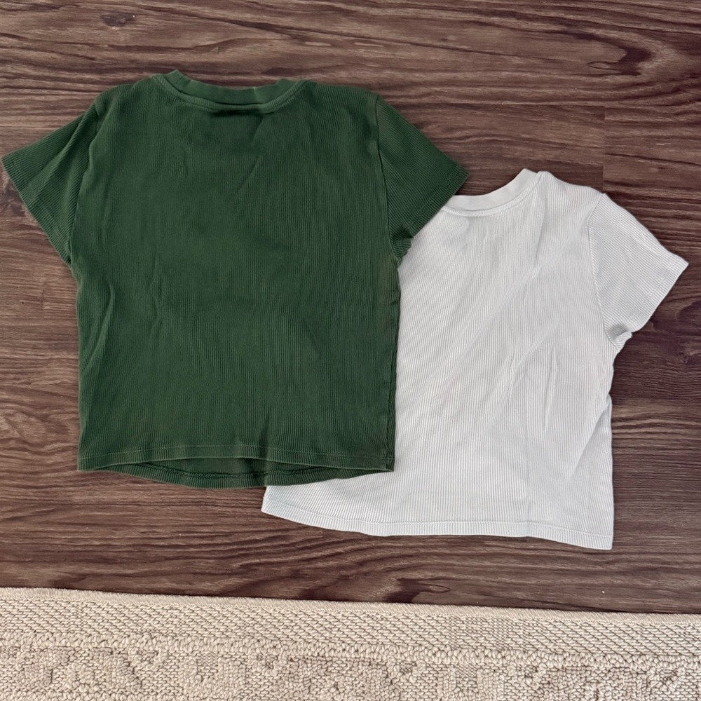 BUNDLE ARITZIA Tna Ribbed Tops - Picture 4 of 4